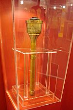 Archivo:1984 Olympic Torch