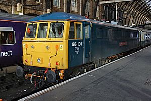 Archivo:86101 Hull Trains 1