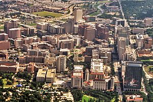 Archivo:Aerial view of Texas Medical Center
