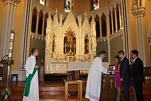 Archivo:Baptism at St. Mary's Church in Dedham, Massachusetts