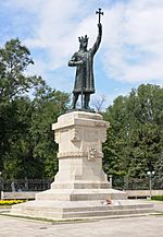 Archivo:Chisinau Stefan cel Mare monument