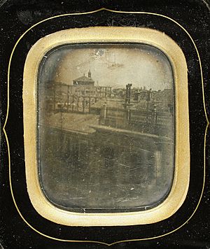 Archivo:Daguerrotipo de MADRID, hacia el año 1854