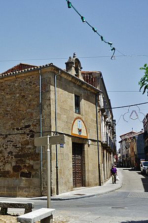 Archivo:Ermita de San Pedro del Barco, El Barco de Ávila