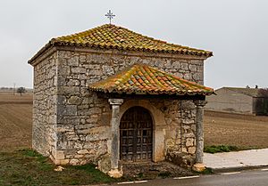 Archivo:Ermita de la Soledad, Atanzón, Guadalajara, España, 2018-01-04, DD 41
