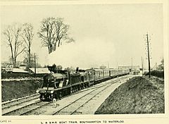 Every boy's book of railways and steamships (1911) (14778864773).jpg