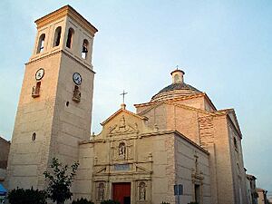 Archivo:IglesiaParroquialdeSanOnofre