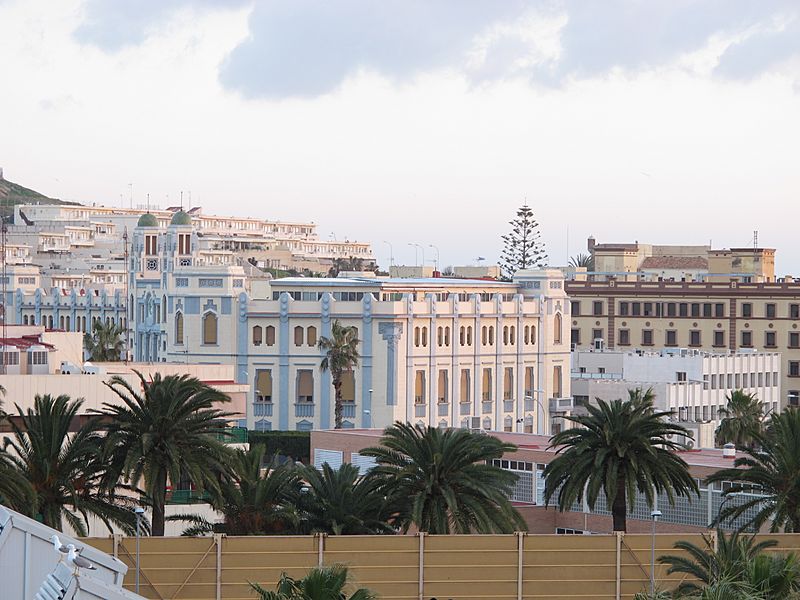 Archivo Palacio de la Asamblea de Melilla, Amaneciendo en Melilla