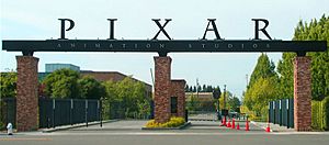 Archivo:Pixar - front gates