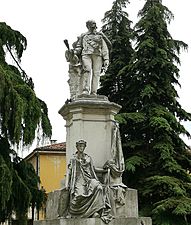 Statua di re Vittorio Emanuele II a Vicenza