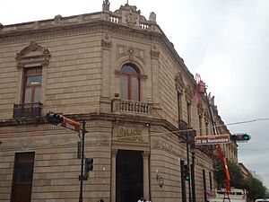 Archivo:Un durango mejor