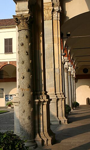 Archivo:0087 - Milano - S. Ambrogio - Canonica - Portico del Bramante - Foto Giovanni Dall'Orto 25-Apr-2007