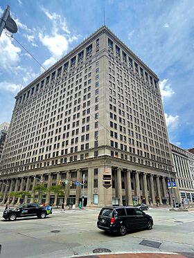 925 Building Cleveland (June 2024).jpg