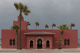Castillo El Bil Bil, Benalmádena, Málaga, España, 2023-05-18, DD 62.jpg