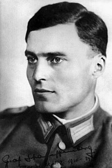 Archivo:Claus von Stauffenberg (1907-1944)