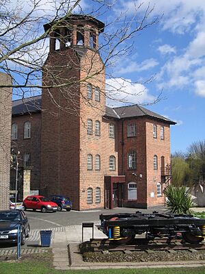 Archivo:Derby cotton mill 2006