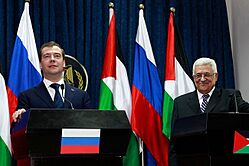 Archivo:Dmitry Medvedev in Palestine 18 January 2011-10