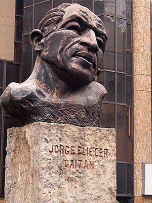 Archivo:Gaitan2