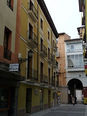 Archivo:Huesca - Lucas Mallada - Casa natal