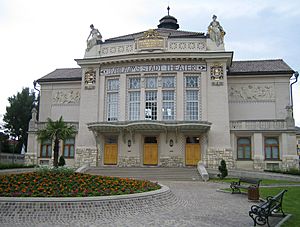 Archivo:Klagenfurt Stadttheater