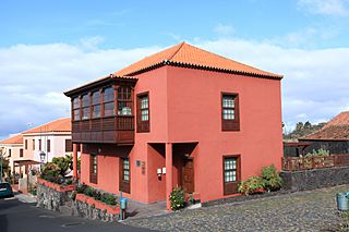 La Palma - Los Llanos de Aridane - Las Manchas - Camino El Callejón de Las Manchas + Casa Museo del Vino Las Manchas 01 ies.jpg