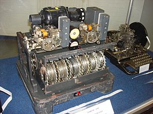 Archivo:Lorenz Cipher Machine