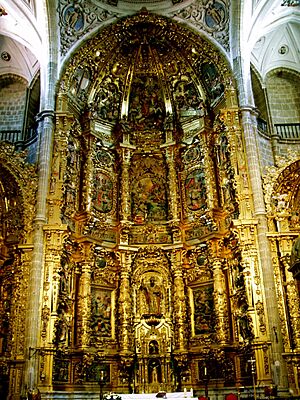 Archivo:Medina de Rioseco - Santiago 05