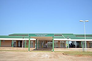 Archivo:Misiones - Terminal de ómnibus de Bernardo de Irigoyen