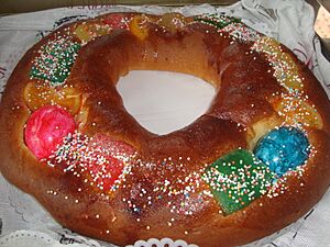 Archivo:Mona de Pascua de dos huevos