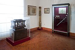 Archivo:Museo de Valladolid Sala 17 Historia de la Ciudad Inmaculada San José Negro 0041