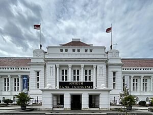 Archivo:Museum Bank Indonesia tampak depan