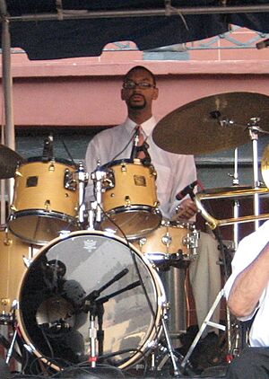 Archivo:Satchmofest07DrumJasonM