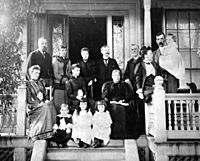Archivo:Stoneman Family In 1893