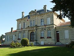 Stsavin mairie.JPG