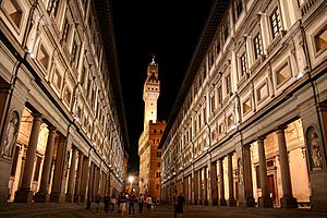 Archivo:Uffizi Gallery, Florence