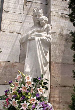 Archivo:Virgen de la Almudena
