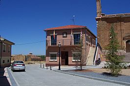 01 Villamuriel de Campos Ayuntamiento Lou.jpg