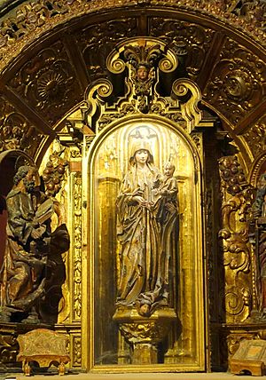 Archivo:Capilla del Pilar - Cathedral of Seville - Sevilla, Spain - DSC07569