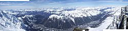 Archivo:Chamonix Valley Panorama