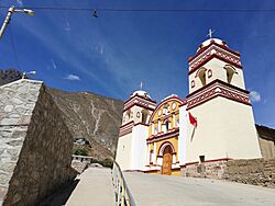 Church, Huaytará, Huancavelica.jpg