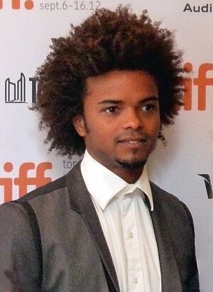 Archivo:Eka Darville at the premiere of Mr Pip, Toronto Film Festival 2012
