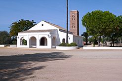 Archivo:Ermita de Cuatrovitas