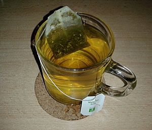 Archivo:Green Mate (as tea European style)