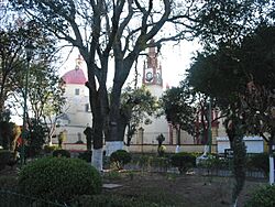 Parroquia San Pablo, Apetatitlán, Tlaxcala- San Pablo Parish, Apeatitlan, Tlaxcala (24045471680).jpg