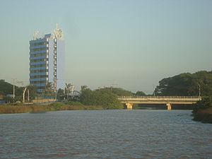 Archivo:Ranchería River Mouth in Riohacha