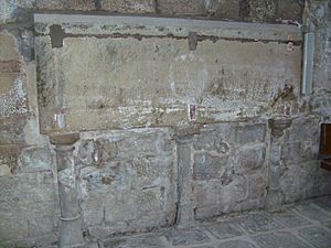 Archivo:Real Monasterio de Santa Maria de Vallbona - Sepulcro de Sancha de Aragon