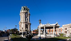 Archivo:Reloj Monumental, Pachuca, Hidalgo, México, 2013-10-10, DD 05