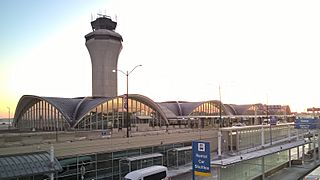 St. Louis Lambert T1 from West.jpg