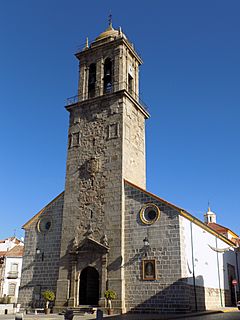 Archivo:Torre de la iglesia de San Miguel Arcángel (Villanueva de Córdoba)-6