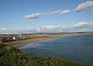 Archivo:Tramore Beach - geograph.org.uk - 834309