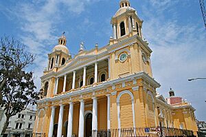 Archivo:Chiclayo-Peru3